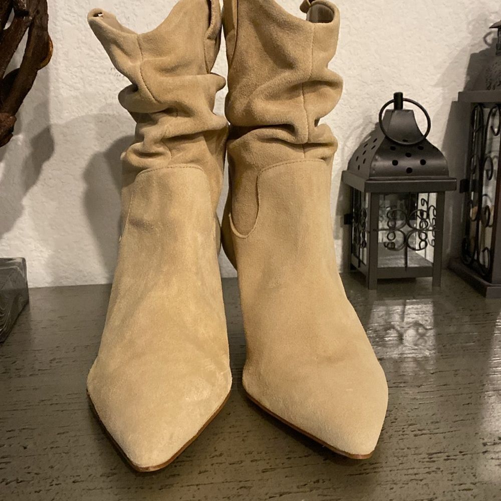New Gianni Bini Sella Suede Slouchy Booties - Picture 7 of 8